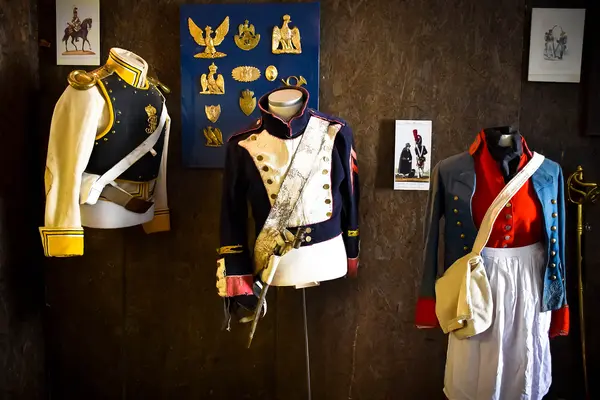 Kleidung in der Ausstellung im Torhaus