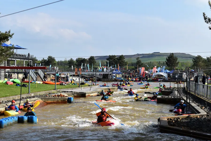 Beim Paddelfestival können sich Kanusportler nach Herzenslust austoben