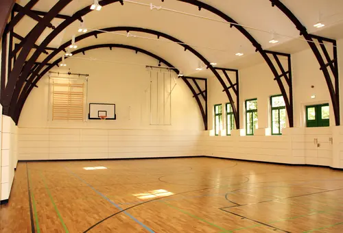 Blick in die Jahnturnhalle.